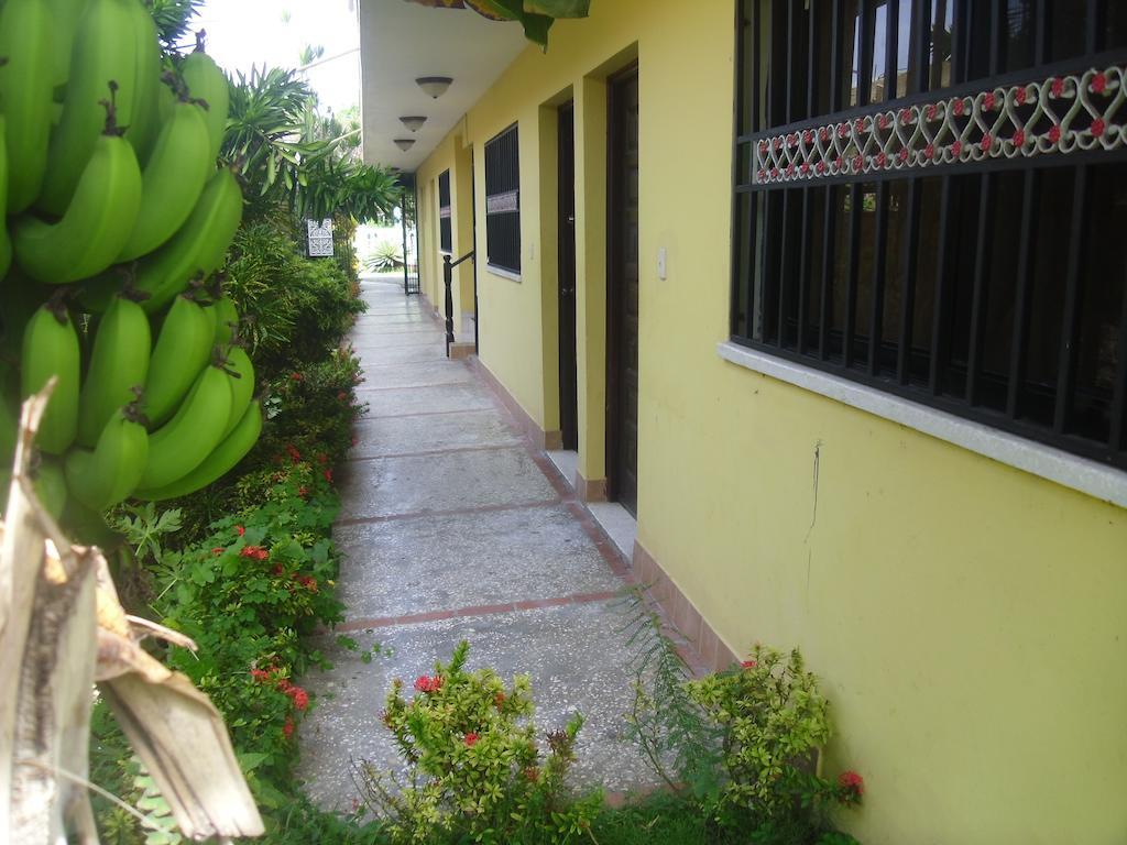 Residencial El Mirador Lejlighedshotel Boca Chica Eksteriør billede