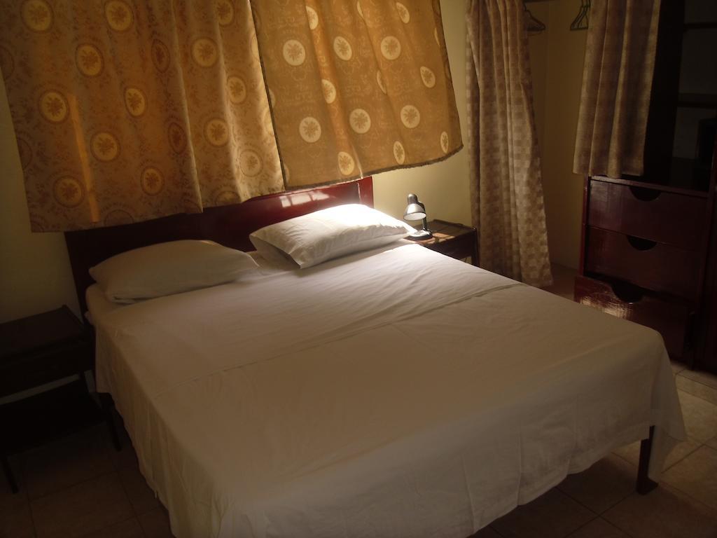 Residencial El Mirador Lejlighedshotel Boca Chica Eksteriør billede