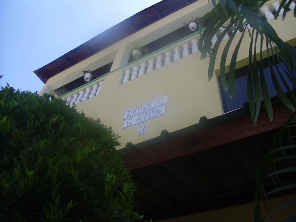 Residencial El Mirador Lejlighedshotel Boca Chica Eksteriør billede